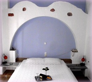 Standard Room | In-room safe - liogerma Hotel (Milos)