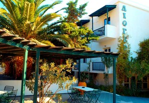 Exterior - liogerma Hotel (Milos)