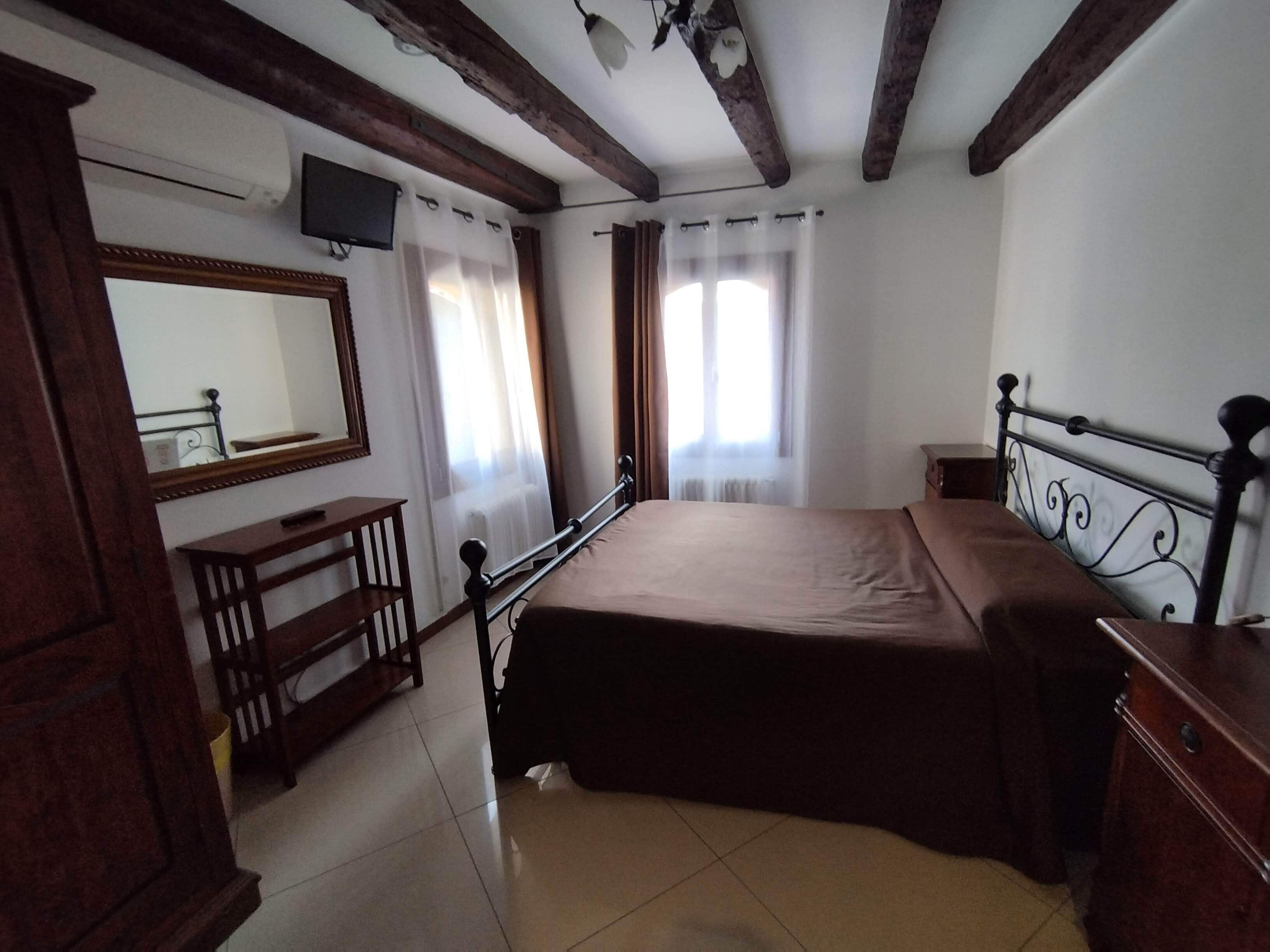 Economy-Doppelzimmer, Gemeinschaftsbad