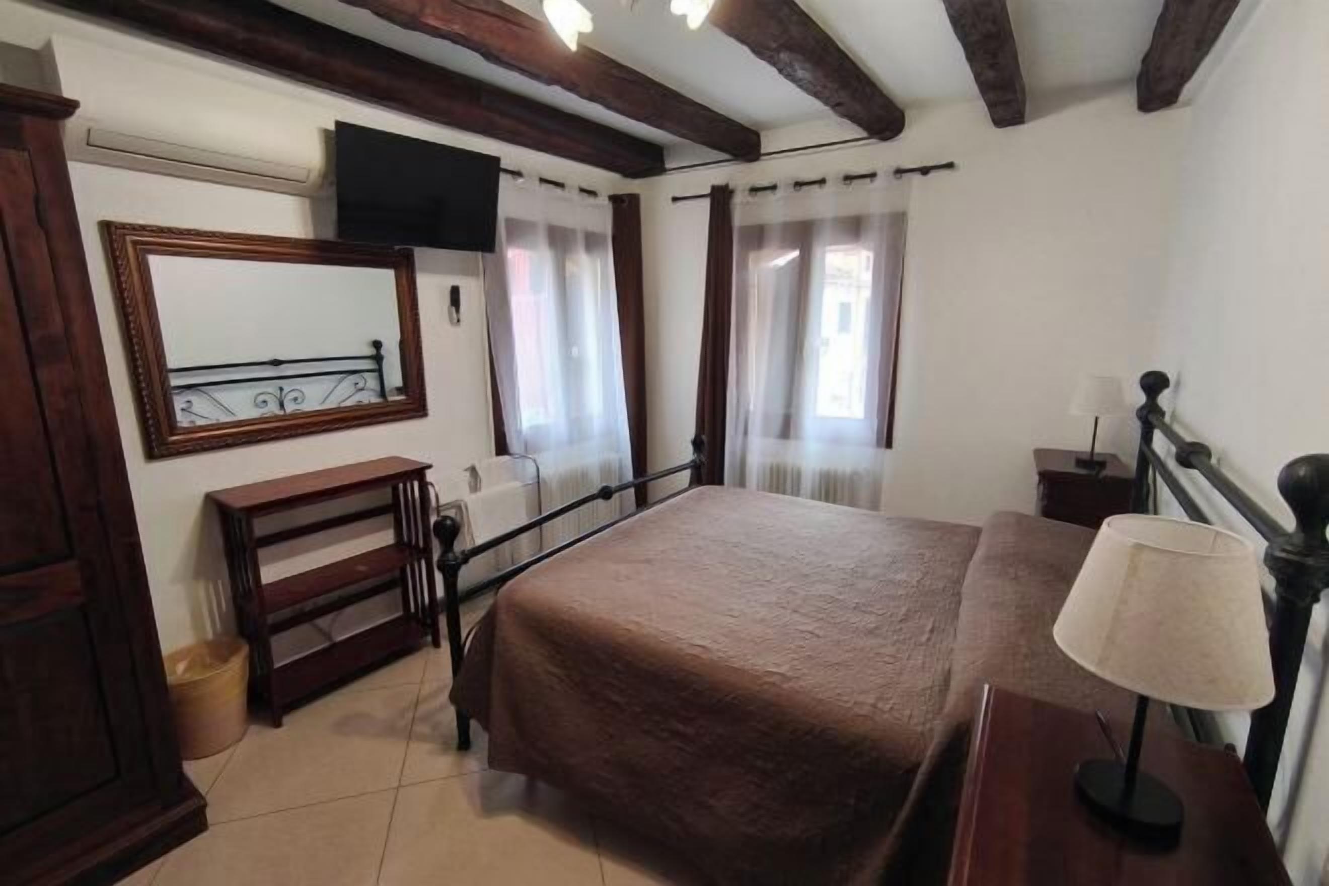 Desk, laptop workspace, WiFi