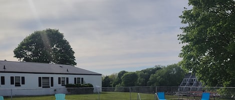 Piscine extérieure (ouverte en saison)