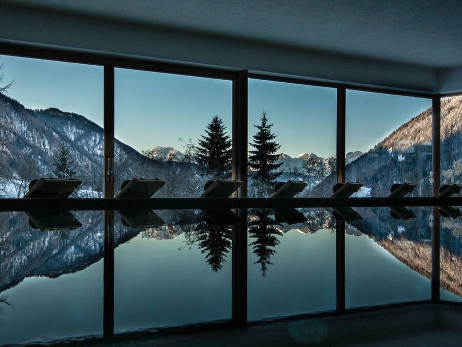 Indoor pool, pool loungers