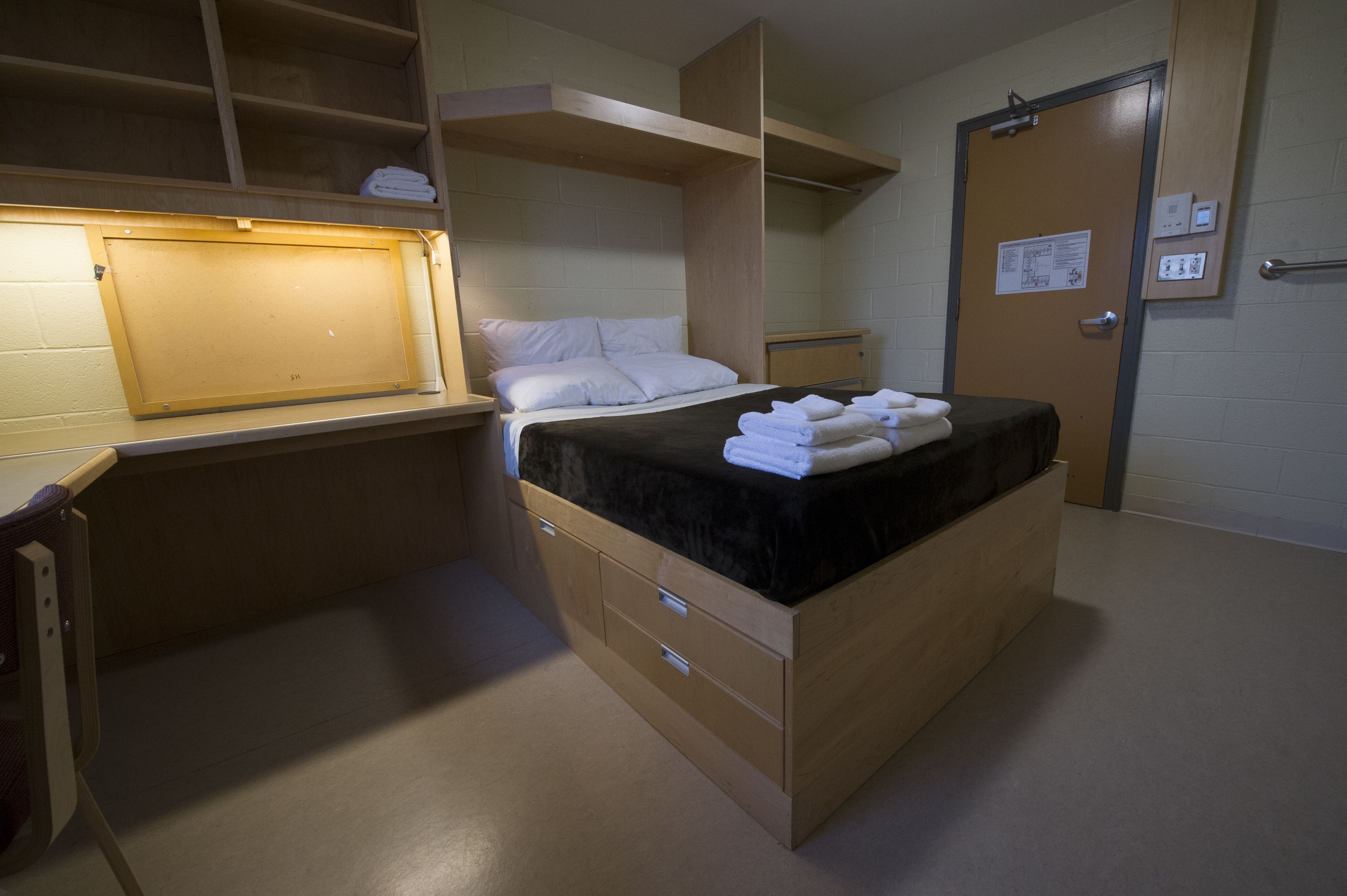 standard room, 1 double bed | desk, iron/ironing board, free wifi