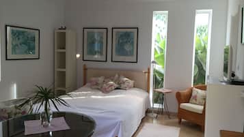 Studio | Premium bedding, minibar, in-room safe, individually decorated
