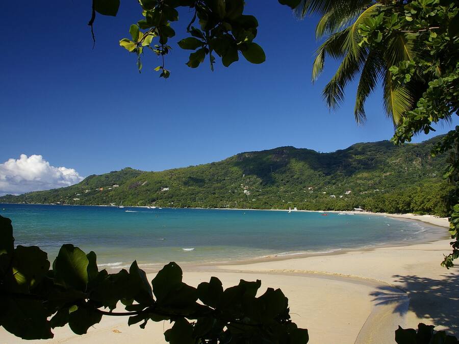 Plage à proximité, sable blanc