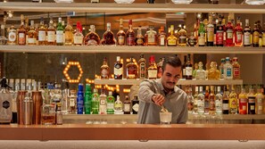 Bar (en el alojamiento)