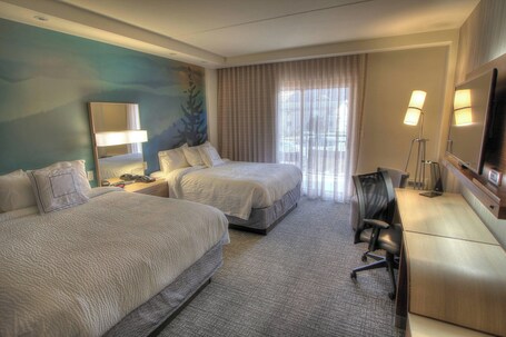 Courtyard by Marriott Gatlinburg Downtown - Image 9