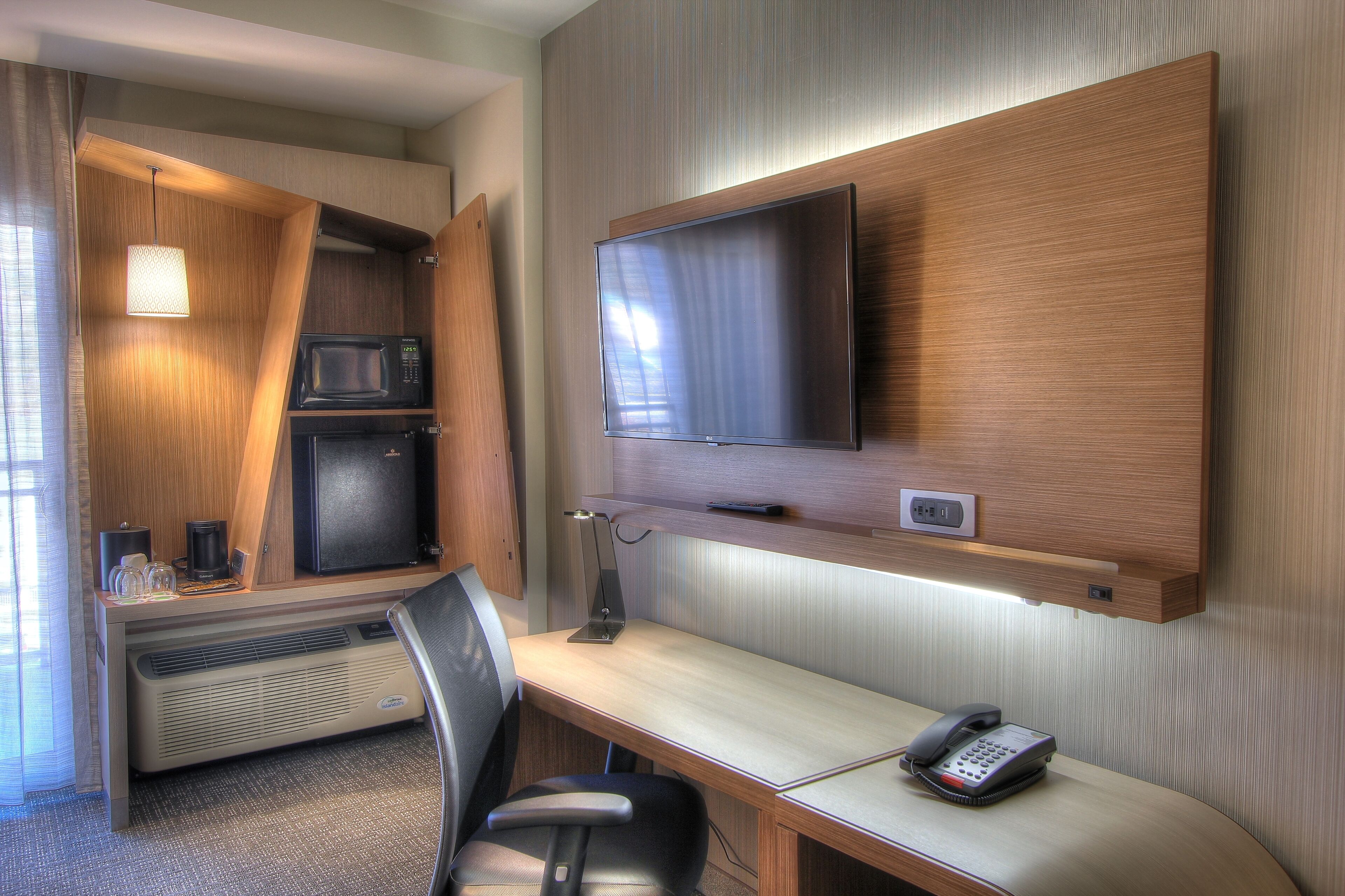 in-room safe, desk, iron/ironing board, free cots/infant beds