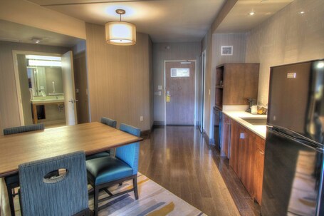 Courtyard by Marriott Gatlinburg Downtown - Image 24