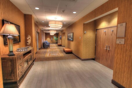 Courtyard by Marriott Gatlinburg Downtown - Image 32