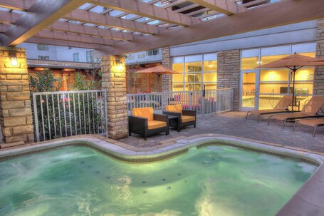 Courtyard by Marriott Gatlinburg Downtown - Image 3
