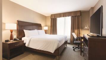 Safe på rommet, individuelt innredet og skrivebord