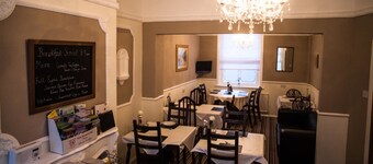 Queen Anne's Guest House