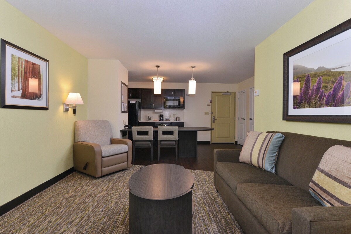 In-room safe, desk, blackout drapes, iron/ironing board