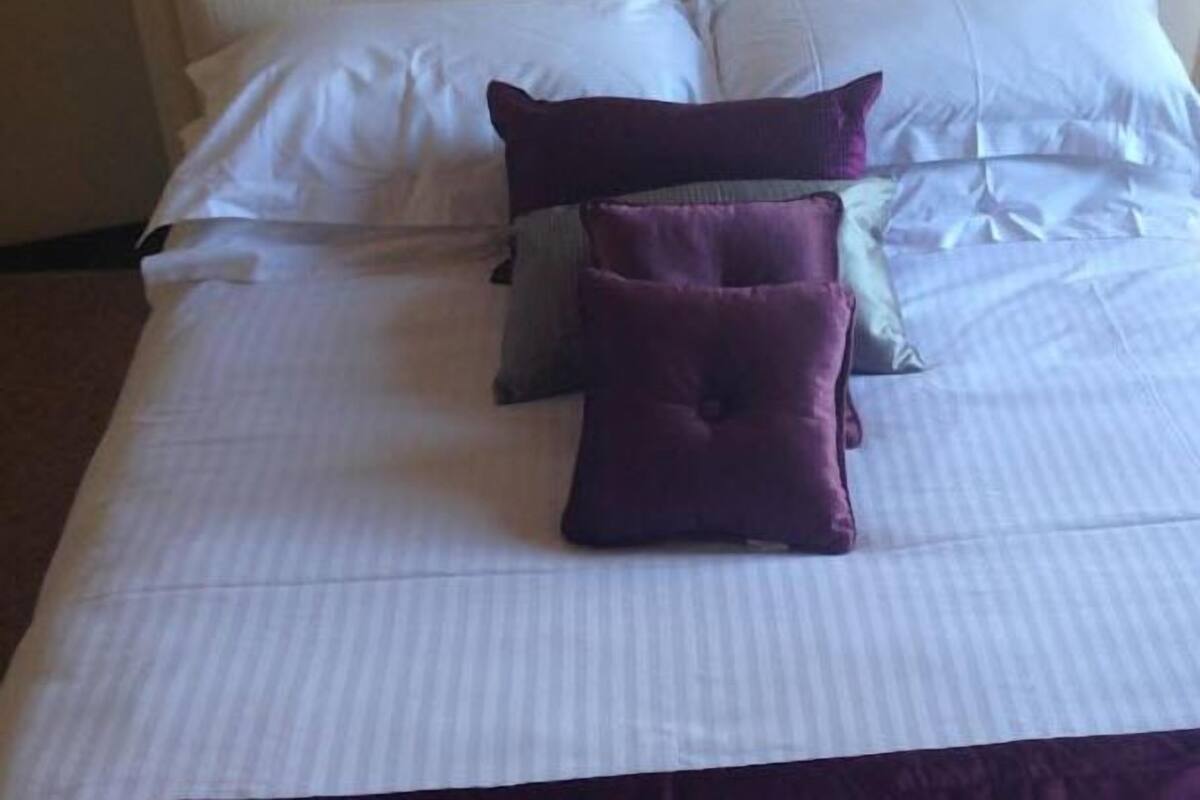 Iron/ironing board (on request), WiFi (free)