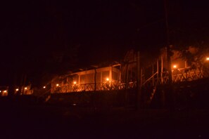 Exterior - Jungle Wolf Expeditions (Saquena)