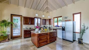 Luxury Villa, Multiple Bedrooms, Private Pool, Ocean View | Private kitchen | Full-size fridge, microwave, oven, stovetop