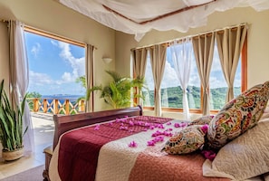 7 bedrooms, premium bedding, in-room safe, iron/ironing board - Sadewa Villa (Bequia Island)
