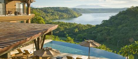 Khuôn viên nơi lưu trú