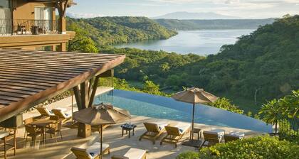 Papagayo Luxury