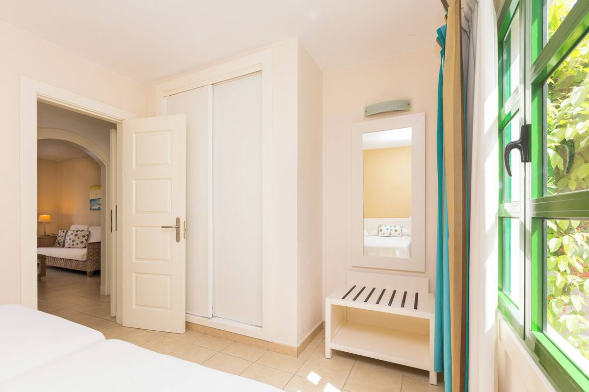 Zimmersafe, Bügeleisen/Bügelbrett, kostenloses WLAN, Bettwäsche