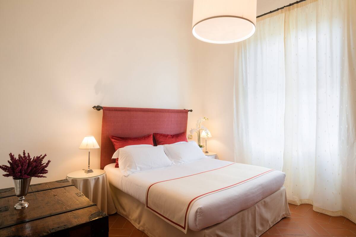 Apartment, 2 Schlafzimmer (Leonardo) | 1 Schlafzimmer, hochwertige Bettwaren, Daunenbettdecken