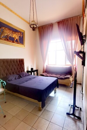 Standard Double Room, 1 Double Bed with Sofa bed, Private Bathroom | Egyptian cotton sheets, hypo-allergenic bedding, individually decorated - The Roof Backpackers Hostel (Guadalajara)