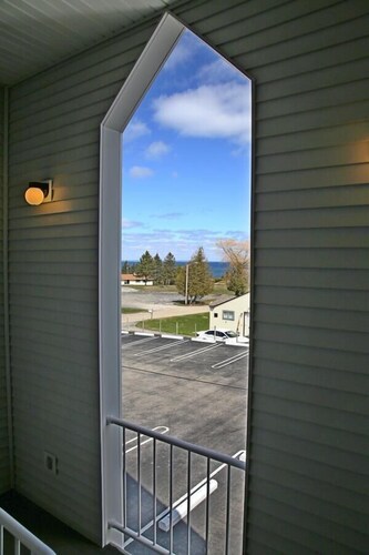 Aurora Borealis Motel