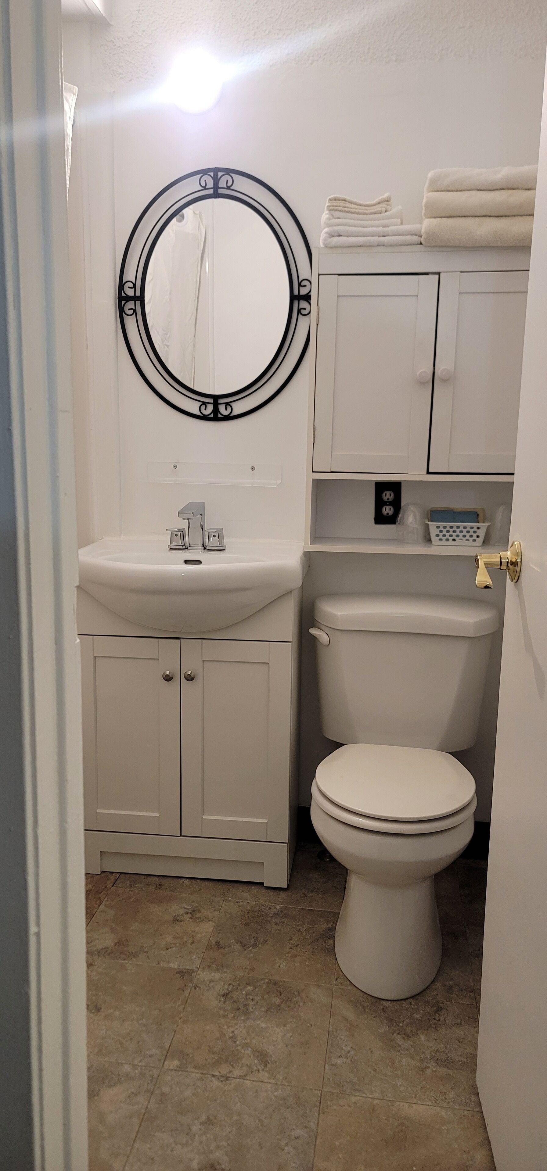 吹风机、浴袍、毛巾