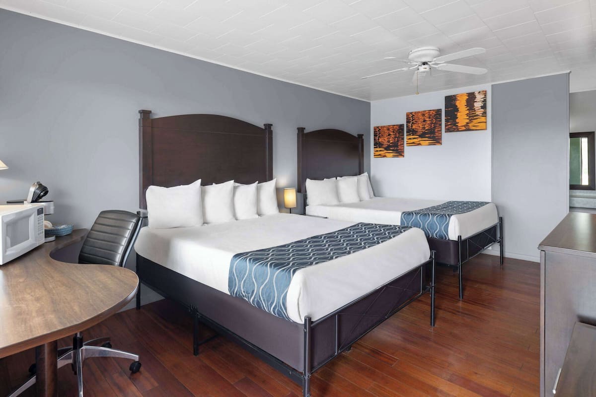 Desk, laptop workspace, free WiFi, wheelchair access