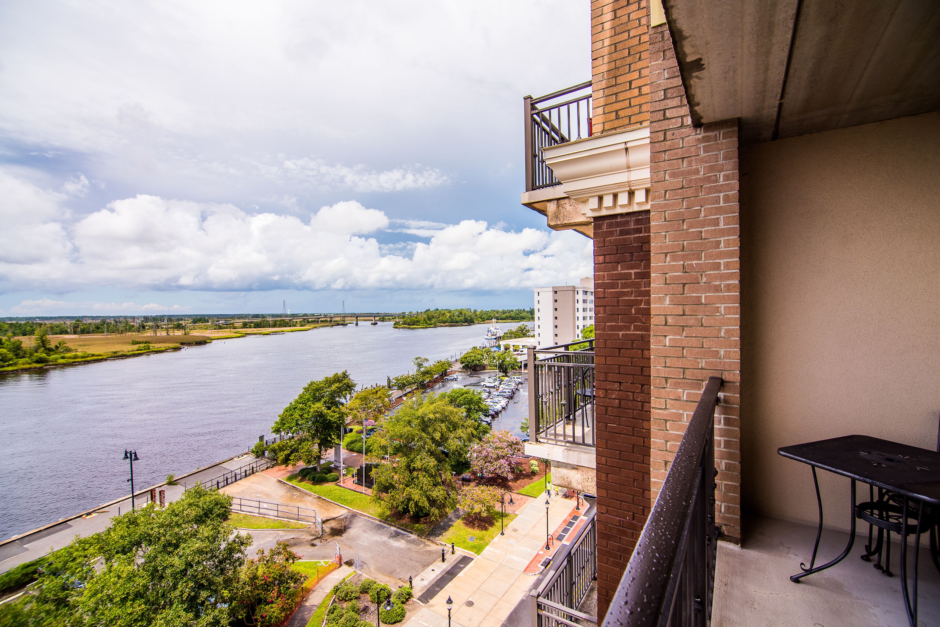 特色公寓式客房, 2 间卧室, 厨房, 河景 (Condo 9) | 露台