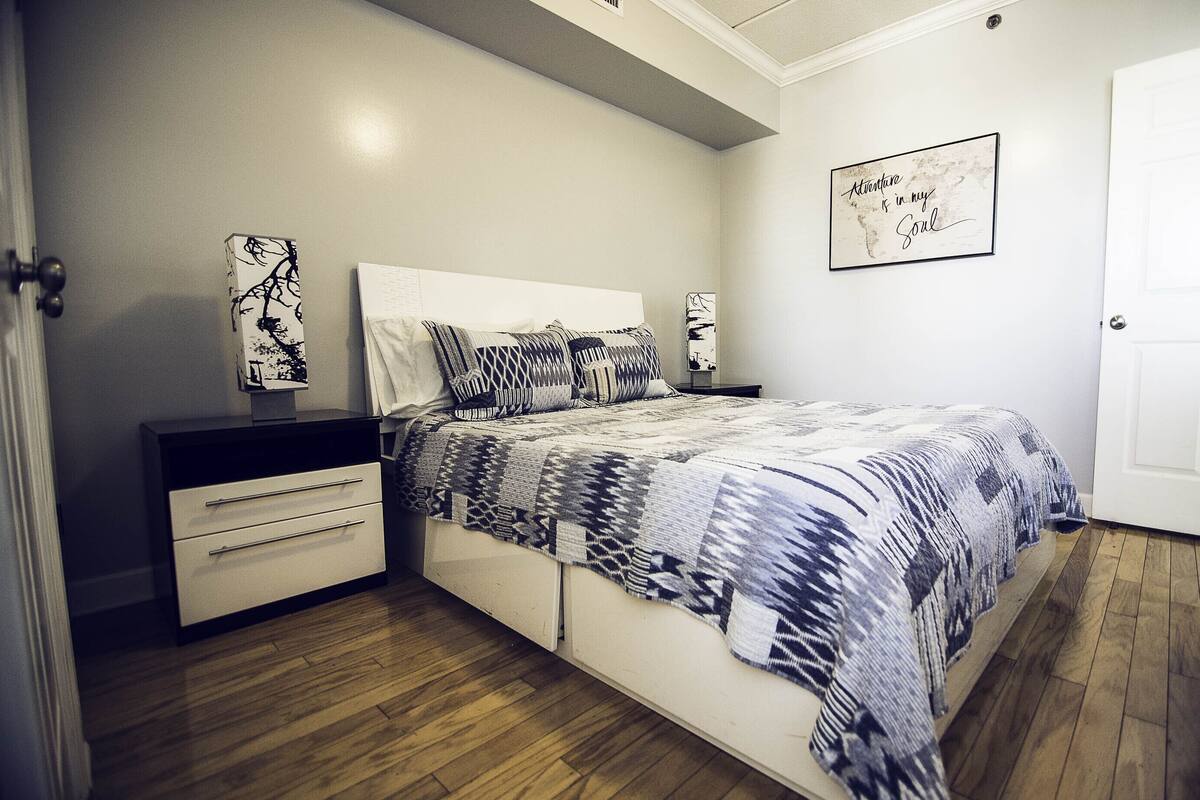 Signature Condo, 1 Bedroom, Kitchen, River View (Condo 8) | 1 bedroom, premium bedding, laptop workspace, iron/ironing board