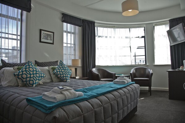 Deluxe-Doppelzimmer | Bügeleisen/Bügelbrett, kostenlose Babybetten, kostenloses WLAN