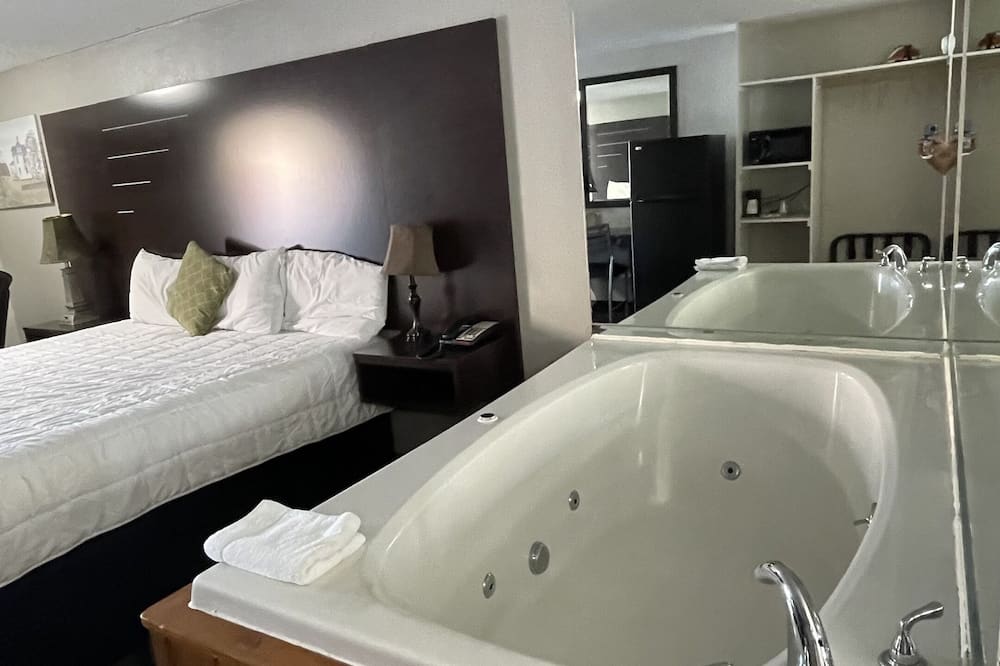 Country Town N Suites