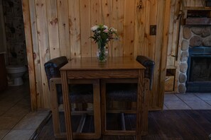 Cabin - Colorado Cottages (Estes Park)