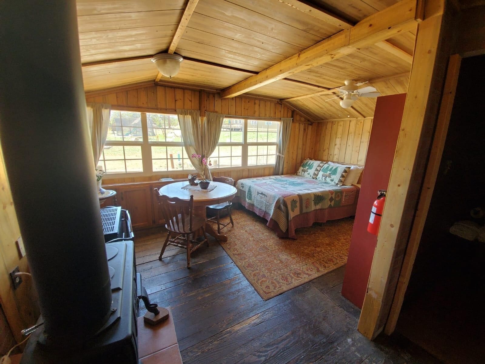 코티지 | 각각 다른 스타일의 인테리어, 각각 다르게 가구 비치, 무료 WiFi, 침대 시트