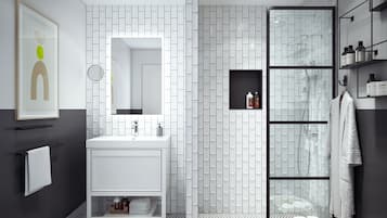 Kombinasi shower/bathtub dan perlengkapan mandi gratis