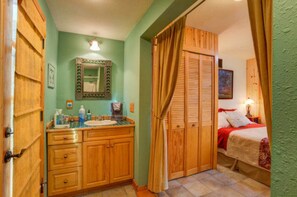 Room, Private Bathroom (The Camus Room) | Bathroom