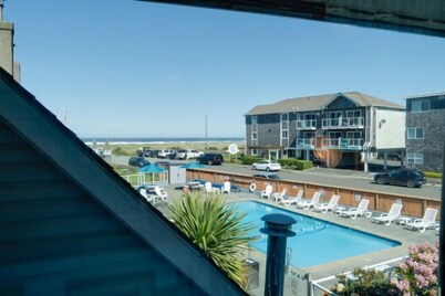 The Tides by the Sea