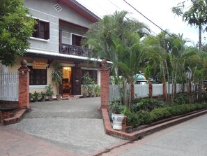 BBQ/picnic Area - Villa Philaylack (Luang Prabang)