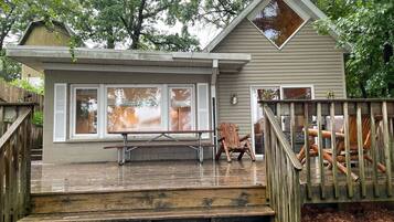 Panoramic Villa | Individually furnished, iron/ironing board, free WiFi, bed sheets