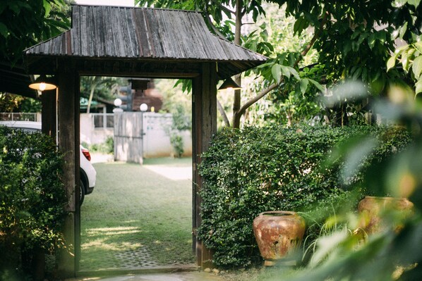 Façana frontal de l'allotjament