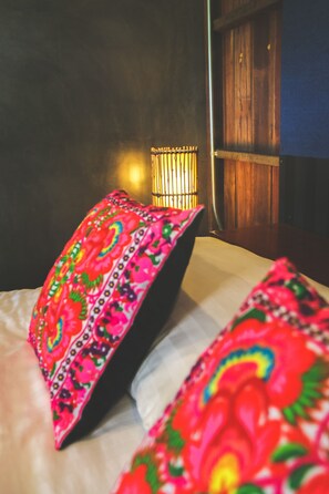 Double Room | Individually decorated, individually furnished, desk, rollaway beds - Hueandin Klinmai Boutique Hotel (Chiang Mai)