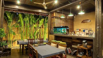 TV màn hình phẳng