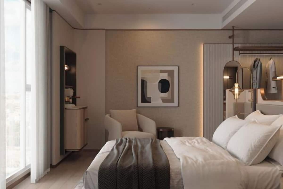 Minibar, in-room safe, desk, laptop workspace