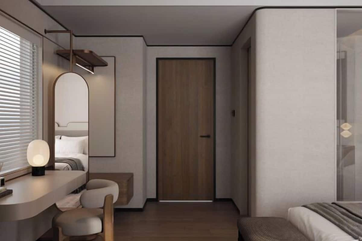 Minibar, in-room safe, desk, laptop workspace