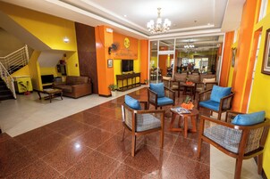 Sala de estar en el lobby
