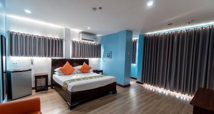 One Averee Bay Hotel