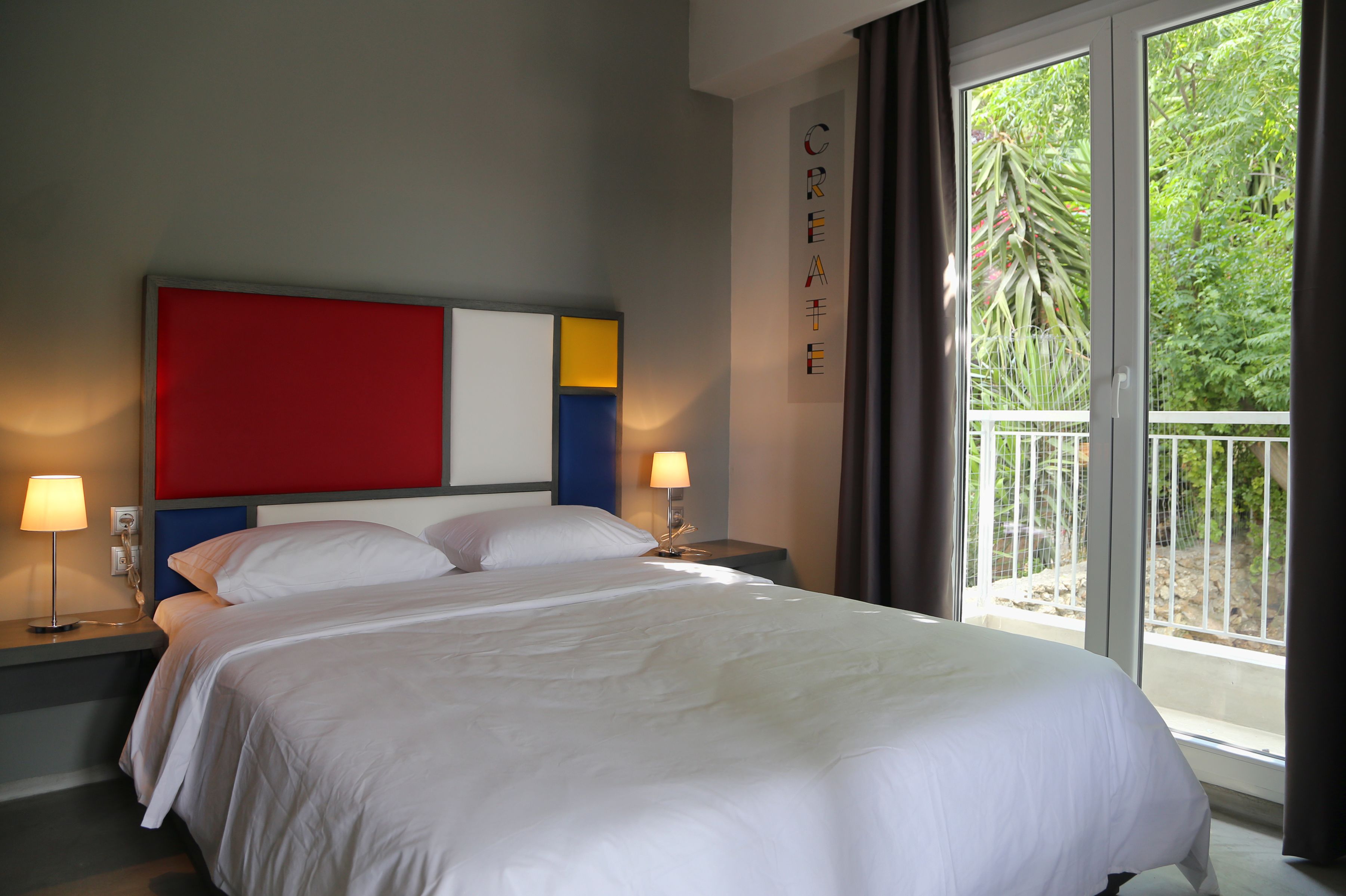 1 bedroom, egyptian cotton sheets, premium bedding, down duvets