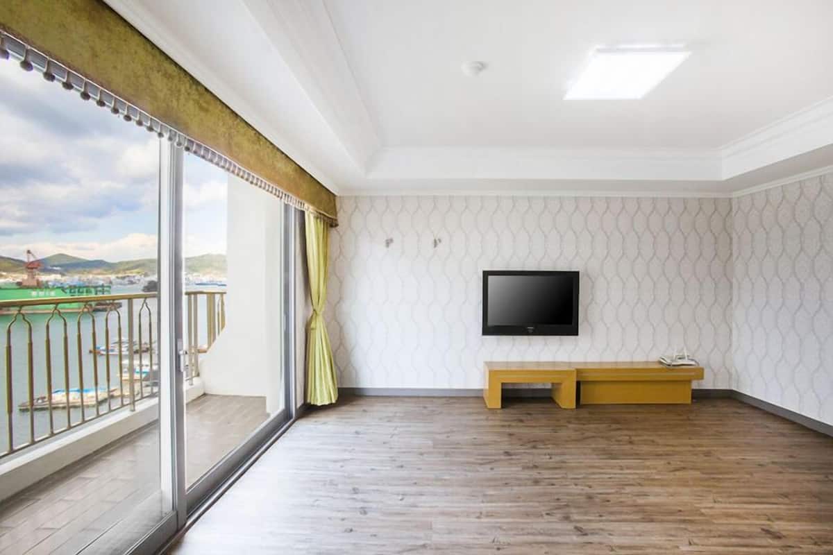 Executive kamer, niet-roken | 1 slaapkamer, gratis wifi, beddengoed
